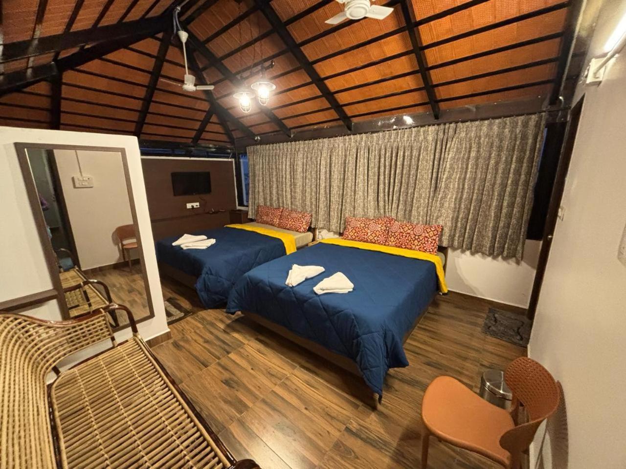 Eagle Inn Stay Káncsipuram Kültér fotó