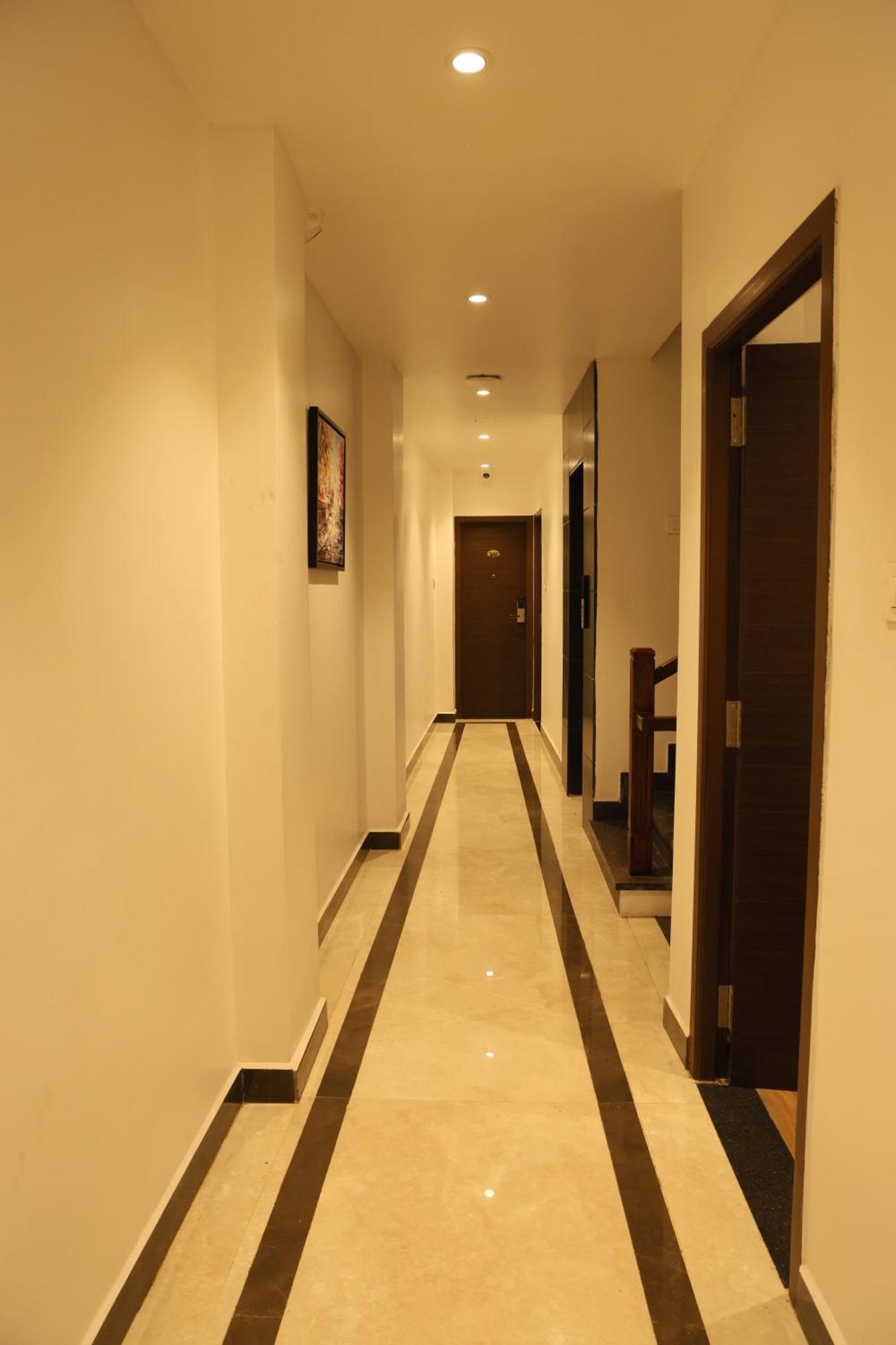 Eagle Inn Stay Káncsipuram Kültér fotó